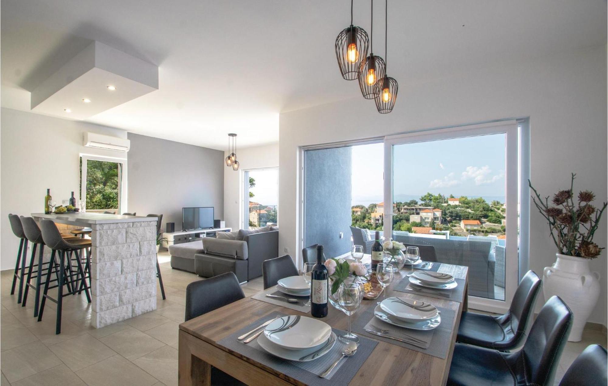 Cozy Home In Prigradica With Wifi Exterior foto