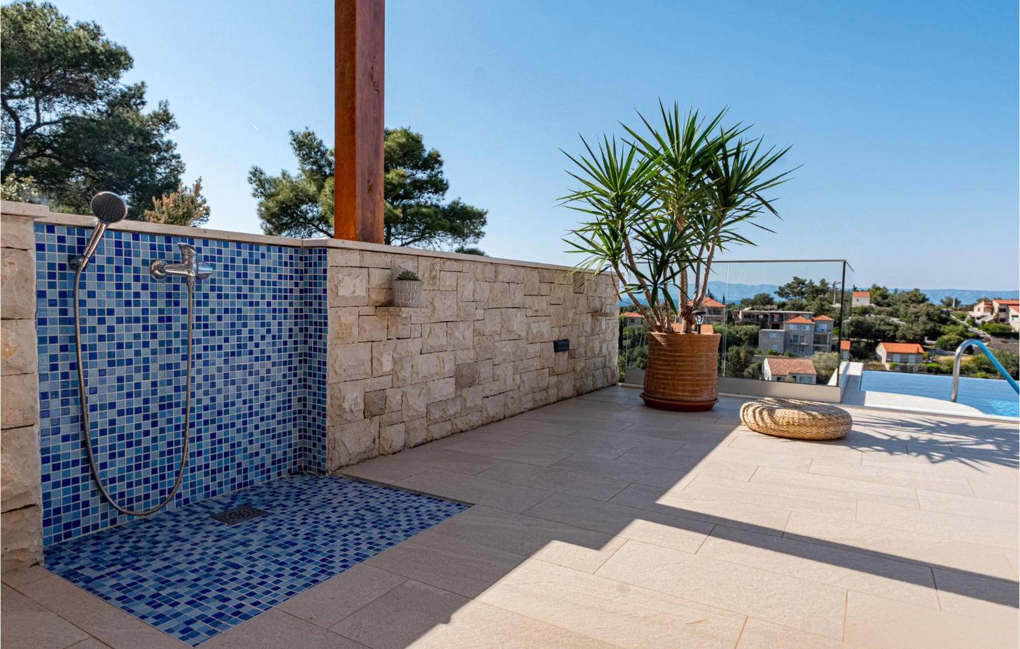 Cozy Home In Prigradica With Wifi Exterior foto